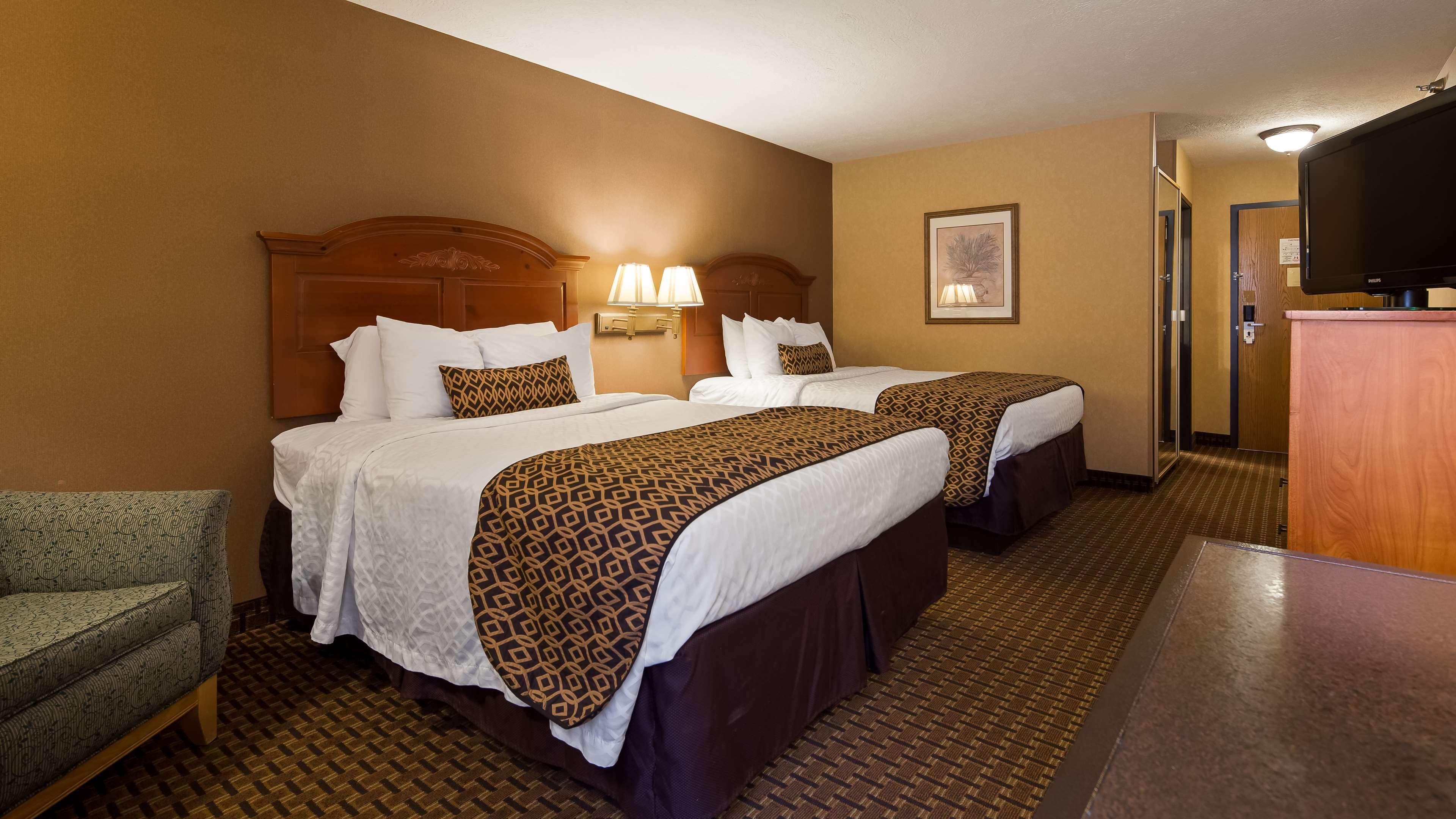 Best Western Plus North Canton Inn & Suites Bagian luar foto